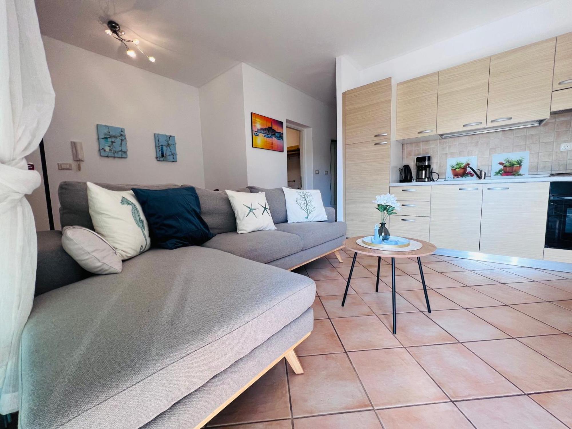 Apartment Aleks Tar-Vabriga Eksteriør billede